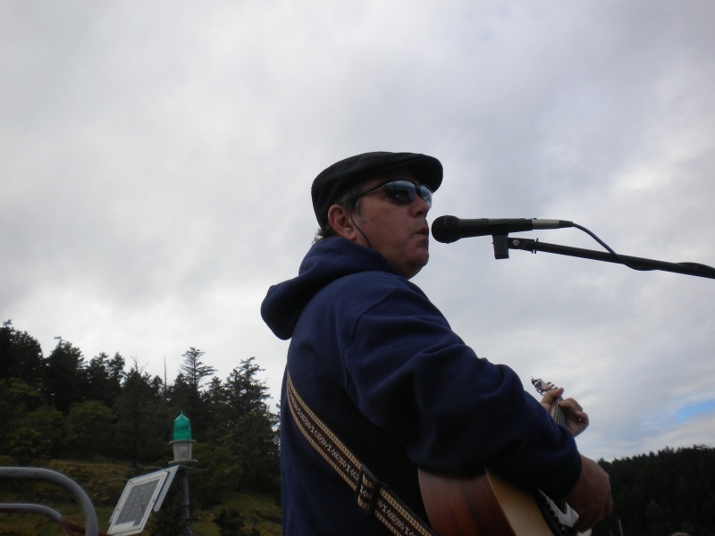 Captain Jim (Wild Blue) entertains the assembled Brats!
