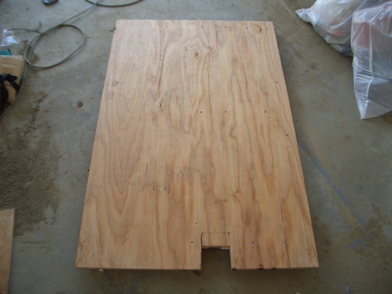 (catdogcat) Cut out 7/8\" ply