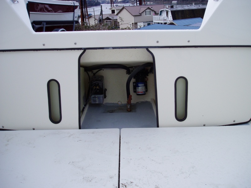 (CatyMae n Steve) View-the-fuel slots..nice!