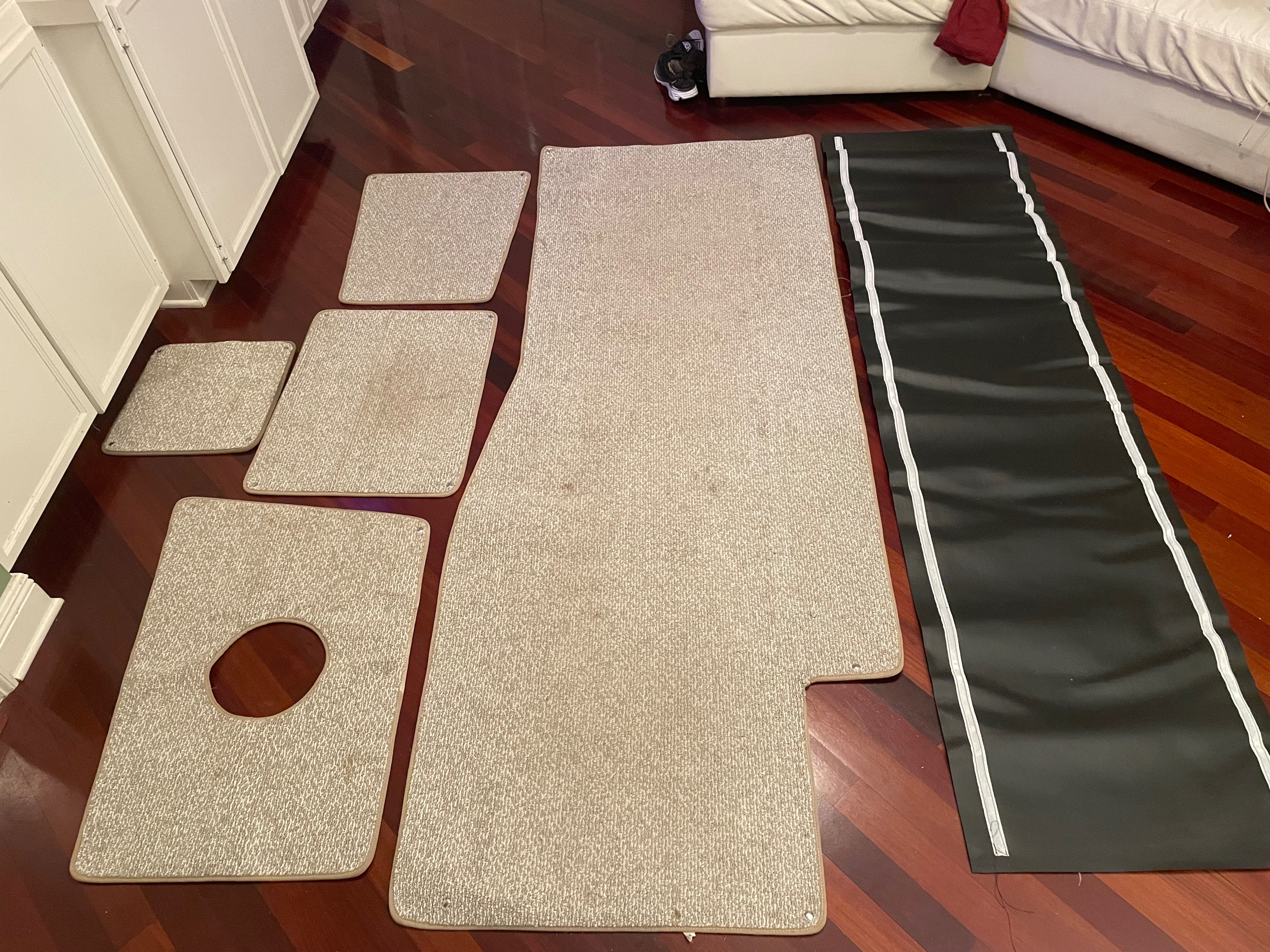 CD-25 SALVAGE SALE - INTERIOR - CARPETING