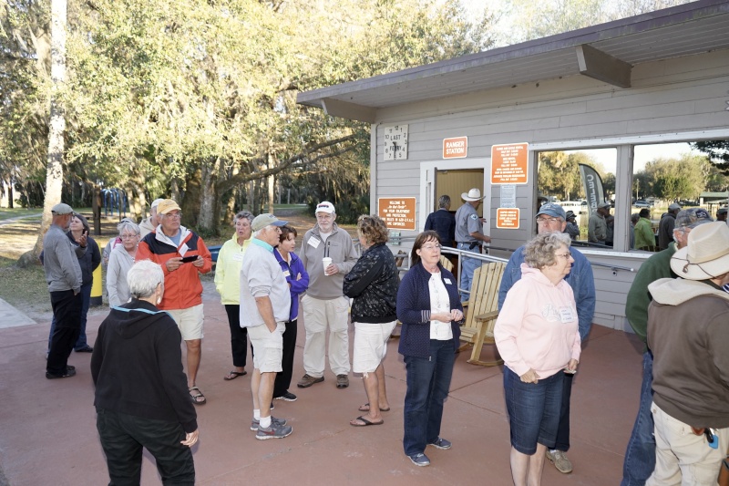 chow line 'f'ridgy