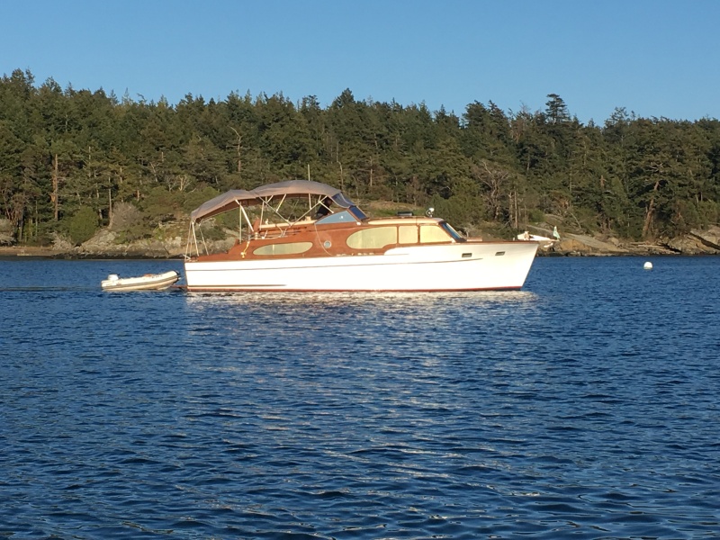 Chris Craft? Monk? Couldn?t see any markings and couldn?t find anything online that was an exact match.