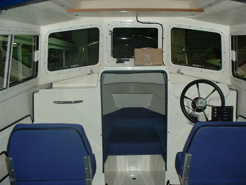 (Chuck S) 19 Angler Interior 3