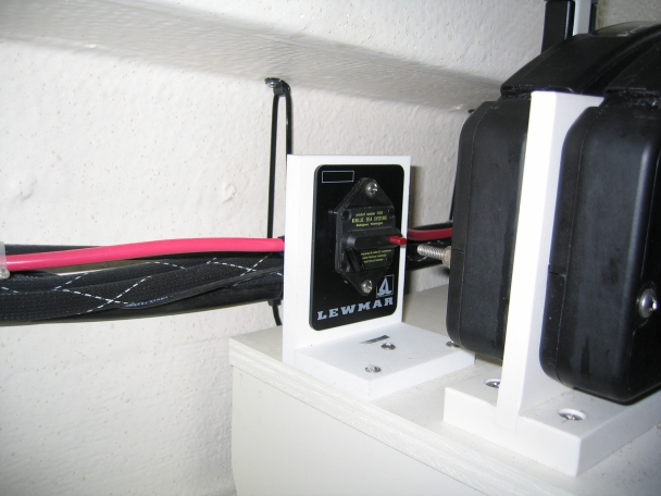 Circuit breaker for windlass.