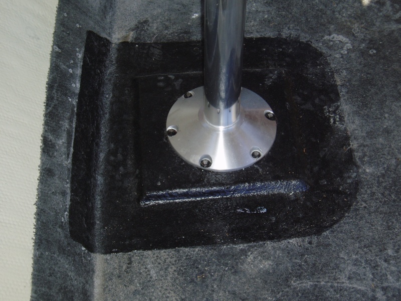 Close-Up of new pedestal 05'