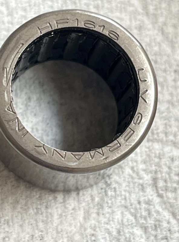 Clutch bearing