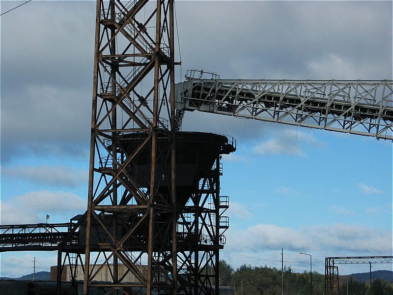 Coal hopper