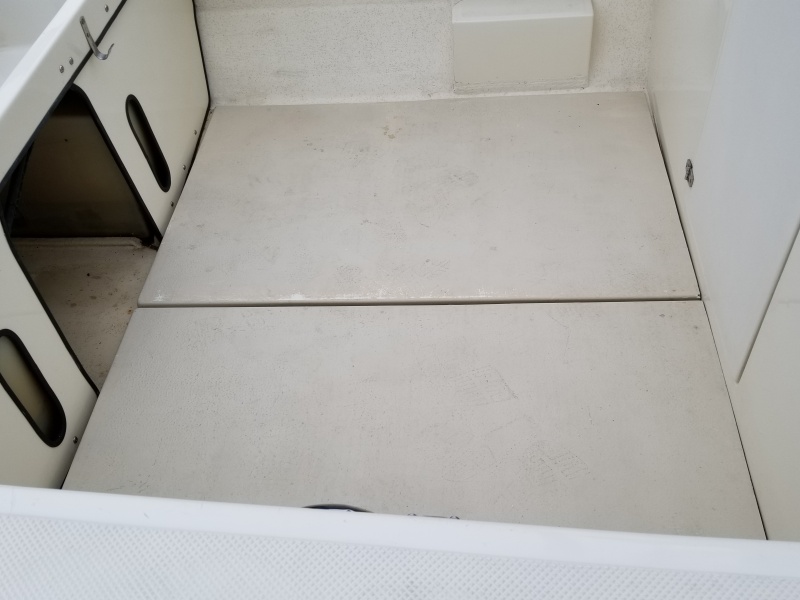Cockpit
Factory floor boards (fiberglass)