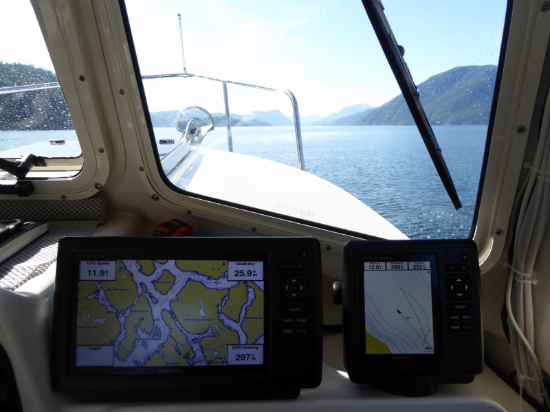 Conintuing on. Are there no other boats in Desolation Sound? I kind of expected it to be busy!