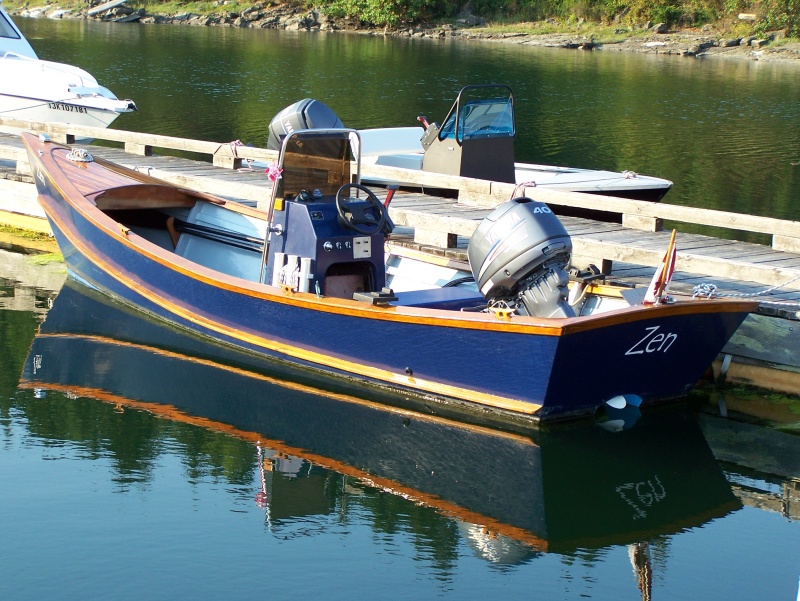 cool looking retro skiff