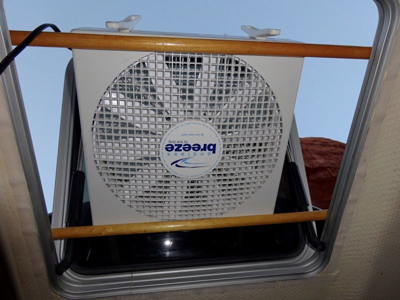 Cooling --endless Breeze 3 speed fan in the hatch for those "hot nights"
