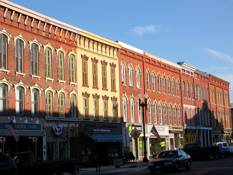 (CTYankee)Outstanding architecture in Medina