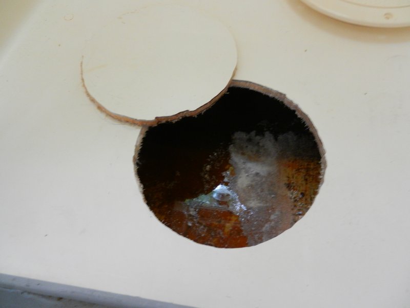 Cutout for hatch