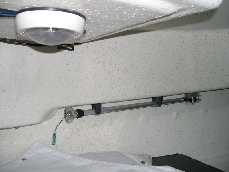 (DaveS) "Da New Da Nag" Port side V-Berth. (3/9/04).