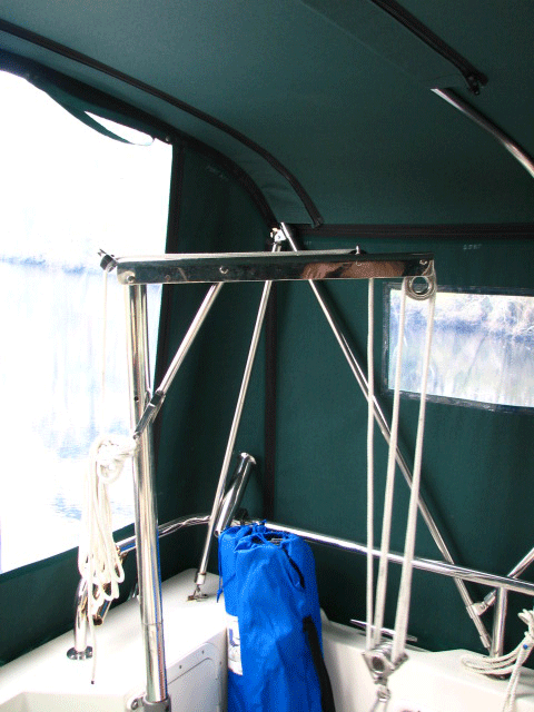 Davit in place with arm locked up