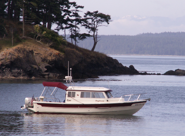 Daydream at Anchor at James Island 6-27-09
