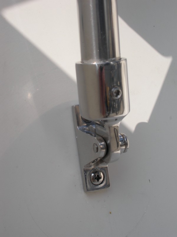 Detail shot of base, bar and bar end attachment.