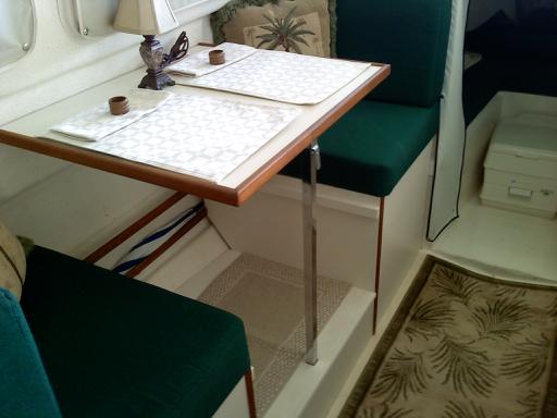 dinette table