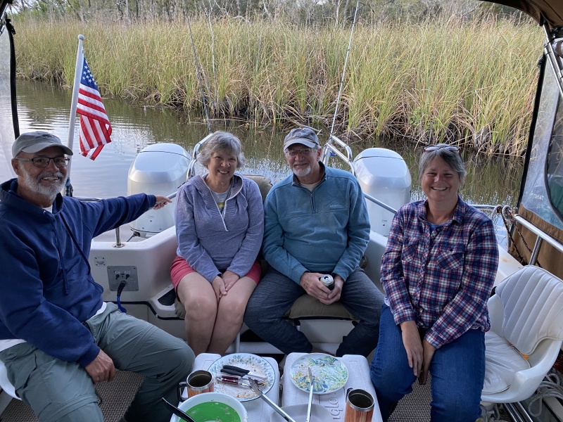 Dinner group on the Molly Brown. Blue Days and Lake Effect fed me two nights in a row so the Molly Brown provided the dining room &#128512;