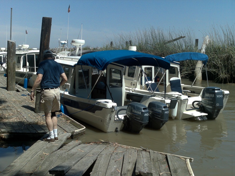 (Dora~Jean) Jim (Pounder) negotiating the docks! Boats: SEA3PO, Salty-C\'s