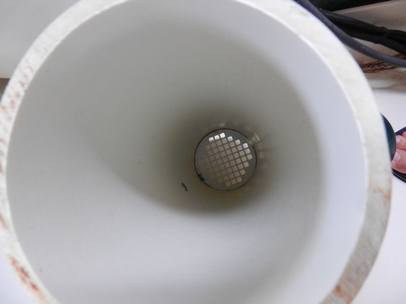 Each tube has a shown drain in the bottom