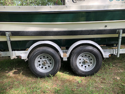Easy Loader Tandem Axle 4000 lb capacity trailer w 14 in wheels