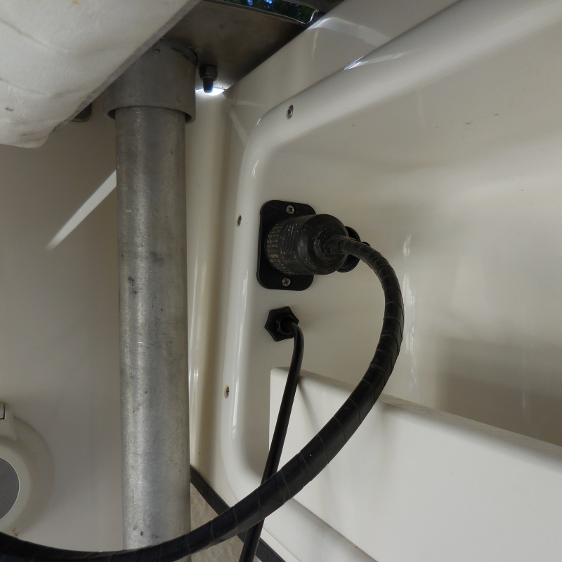 Electric Plug for Puller & Plug for Foot Controller