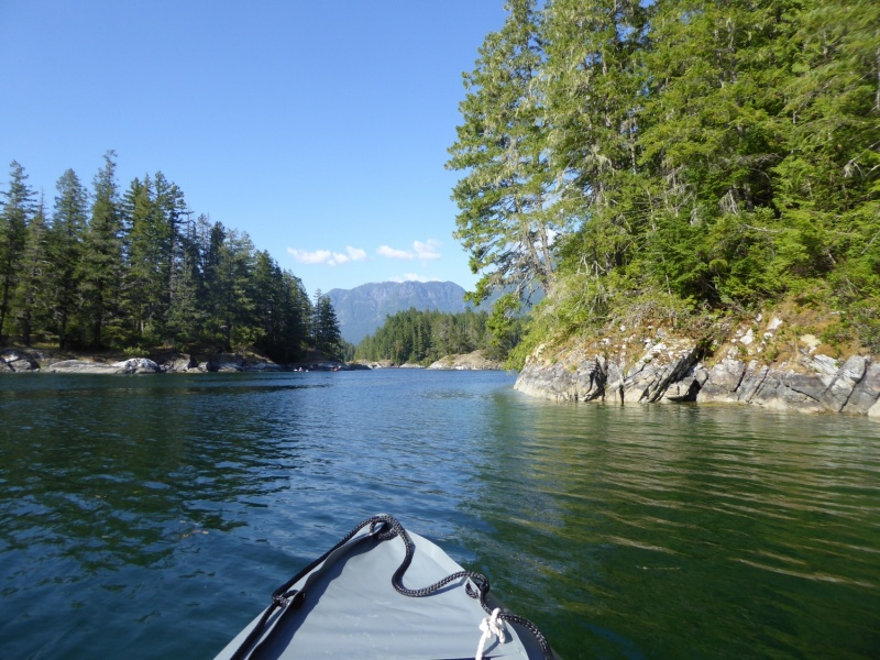 Exploring up to Roffey Island via dinghy