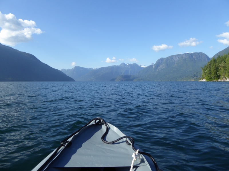 Exploring up to Roffey Island via dinghy