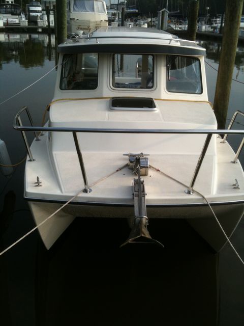 Factory installed (additional) cleats on front of pontoons
