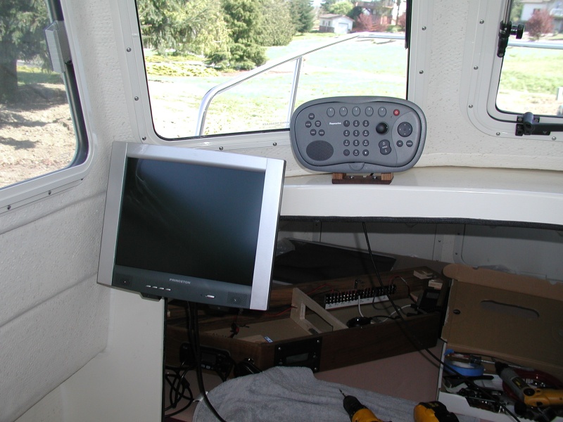 First Mates Nav. Station. 15" Display and remote keyboard.