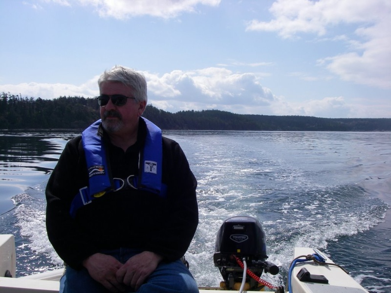 Fred trying out the Tohatsu 9.8 kicker.