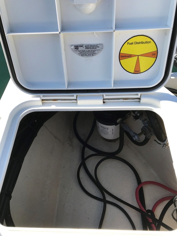 fuel valve & water fuel sep