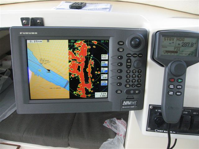Furuno Chartpotter w/Navionics Gold & Furuno 4 K Radar & Fununo Navpilot Autopilot