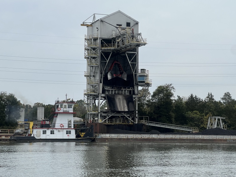 Gallatin Steam Plant unloading Coal