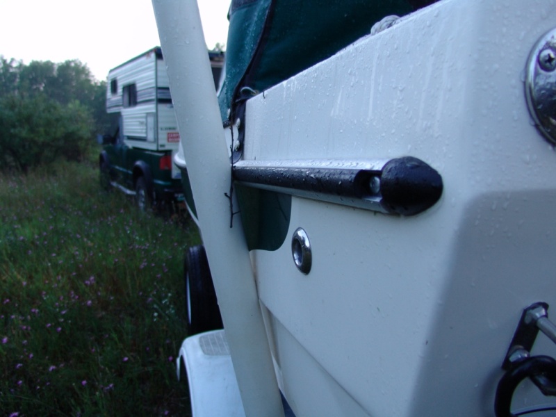 Good thing for those guide poles.