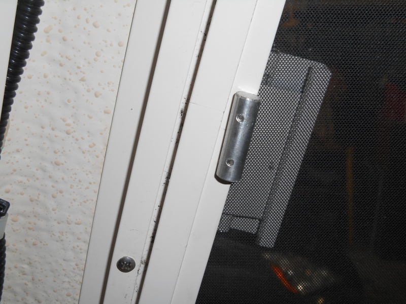 Got tired of breaking finger nails while opening screen, so made this SS knob.