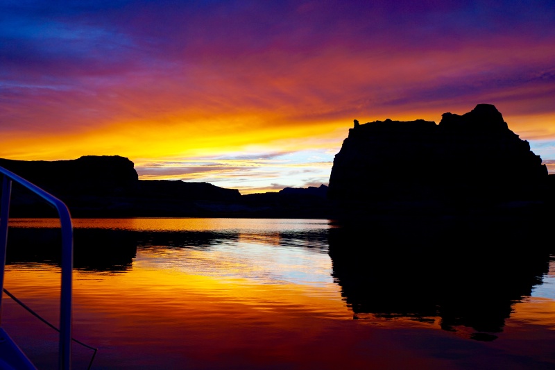 Got to finish with a sunset.  This was in Gun Site, near where Planets of the Apes II was filmed.