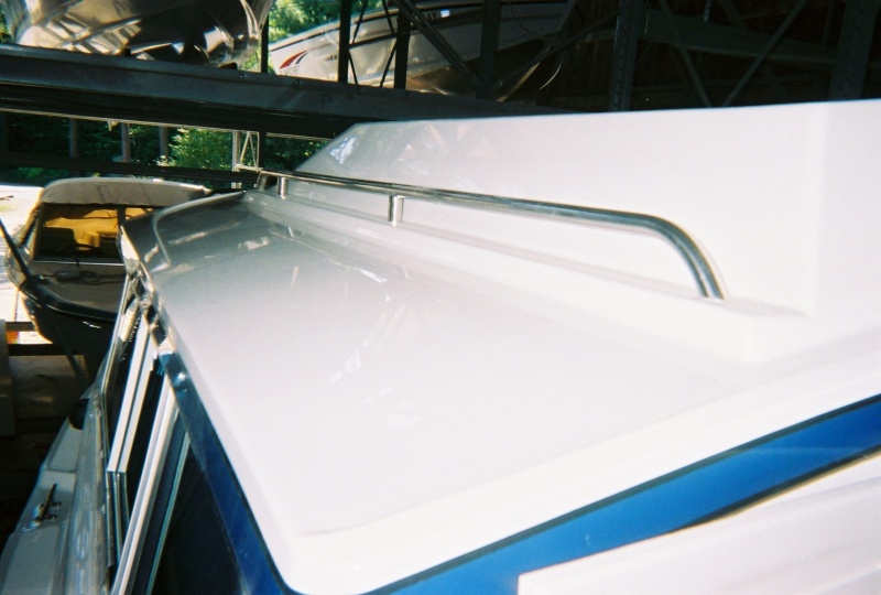 Grab Rail with High Top