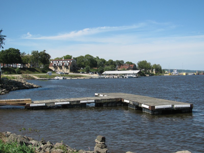 Guttenberg public dock