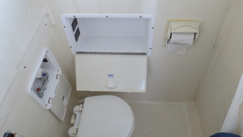 HeadShower Storage Open
