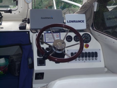 Helm changes, added second gps and transducer, got MSSI number for VHF,also wired into GPS 0183 cable to provide position of boat. Left autopilot as is it was to just maintain a heading