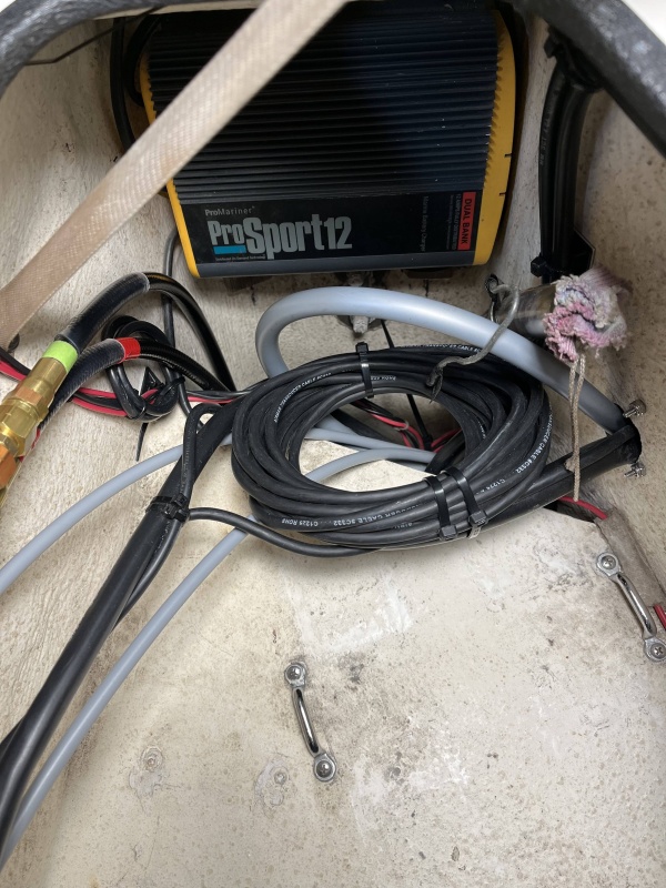 Hydraulic lines starboard lazarette