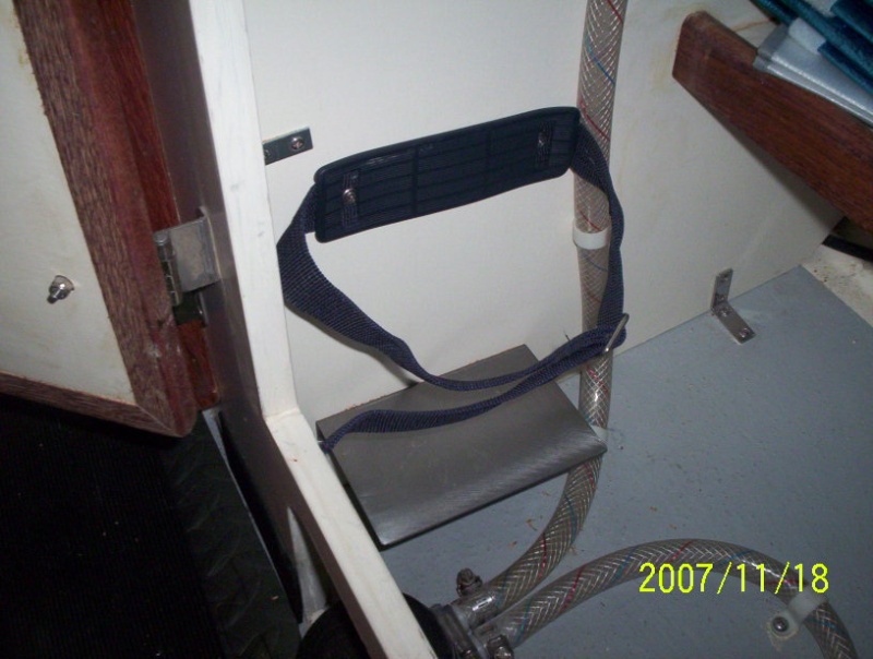 I'm sure my wife won't miss the strap off her blue suitcase;)
