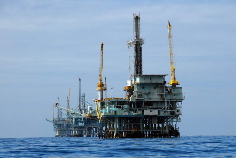 Islander030
Oil rigs in the channel