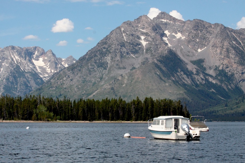 Jackson Lake C-Dory 25 on the ball.