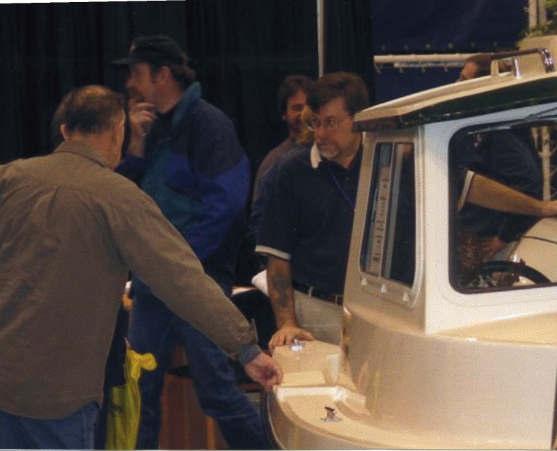 Jan 2003 Joe and Les at the Seattle Boat Show