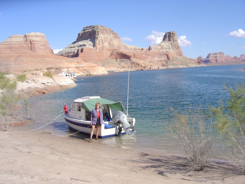 Janda with See-Saw in Gunsight Canyon