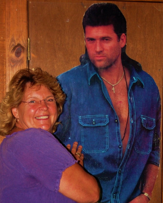 Judy warming up to Billy Ray