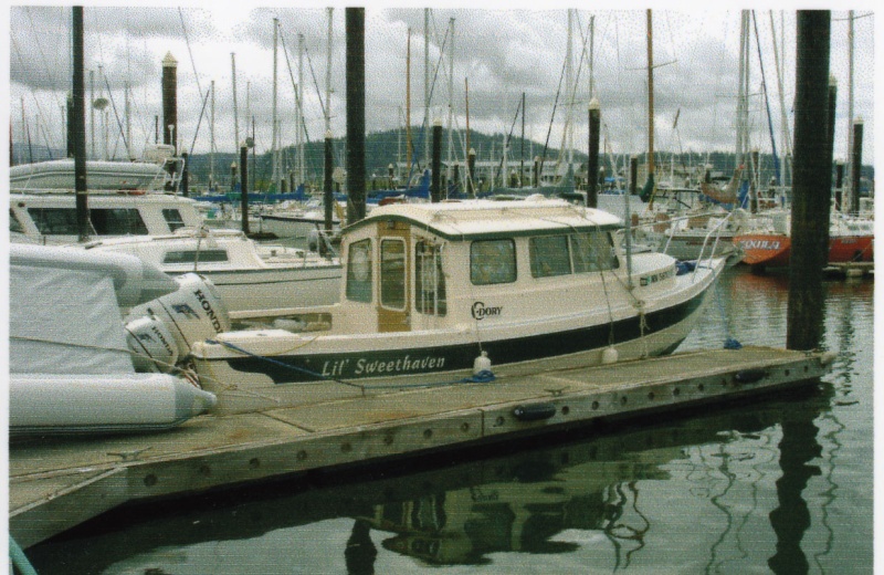 June 2006 - Bellingham
Lil' Sweethaven with new bottom paint